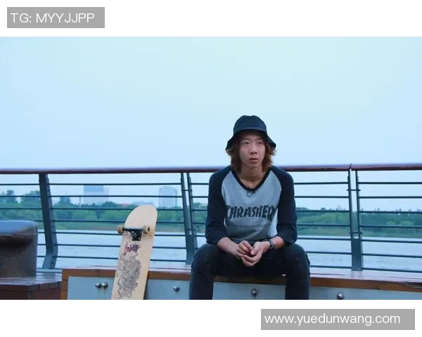 张娜的滑板人生：从初心到巅峰的深度对话与成长故事